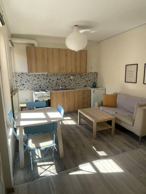 Ferienwohnung Archontiko Theofilou #2 With Private Parking Space Thessaloniki Exterior foto